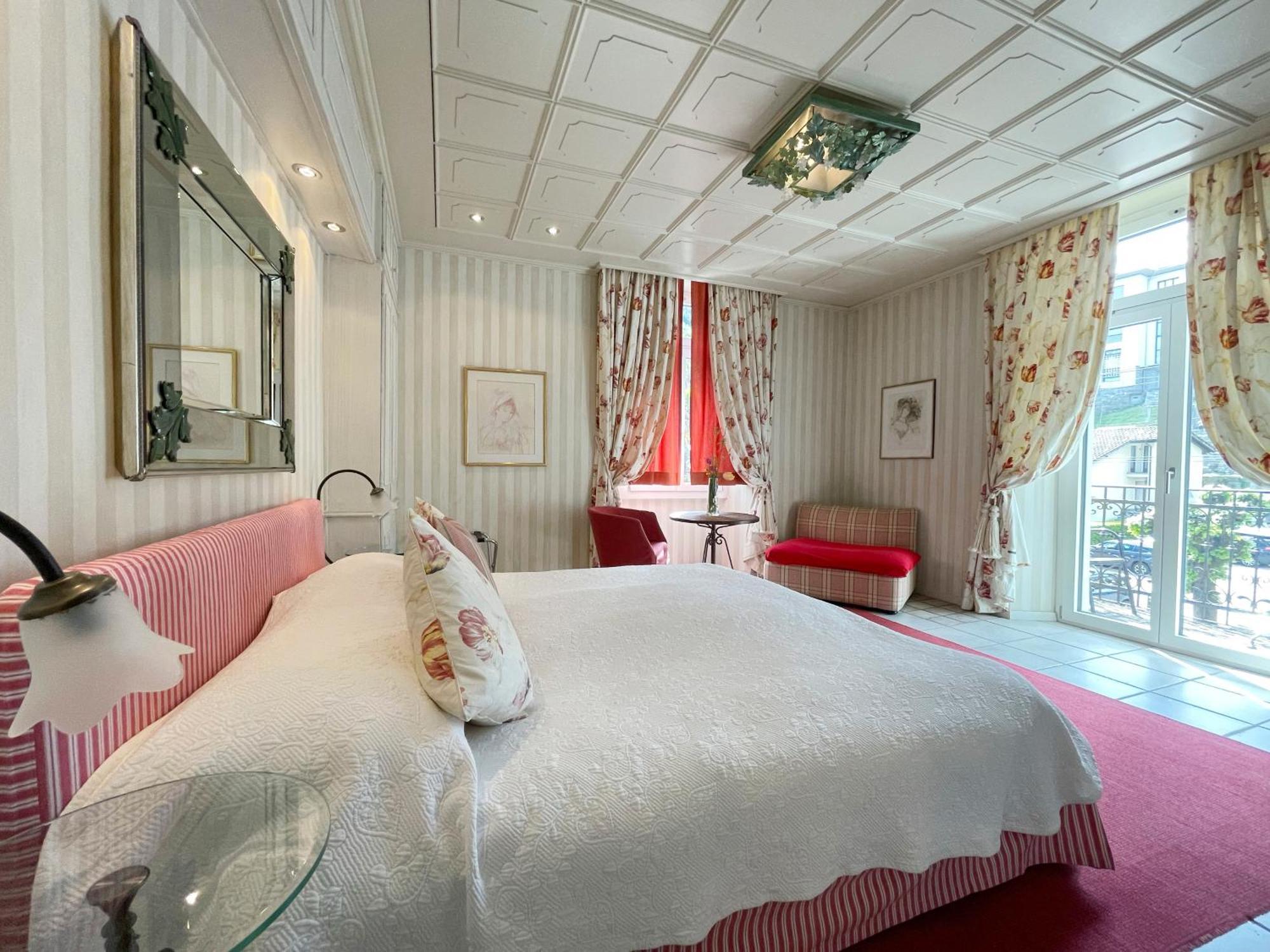 Ristorante Della Stazione Da Yanelo Bed & Breakfast Интраня Екстериор снимка