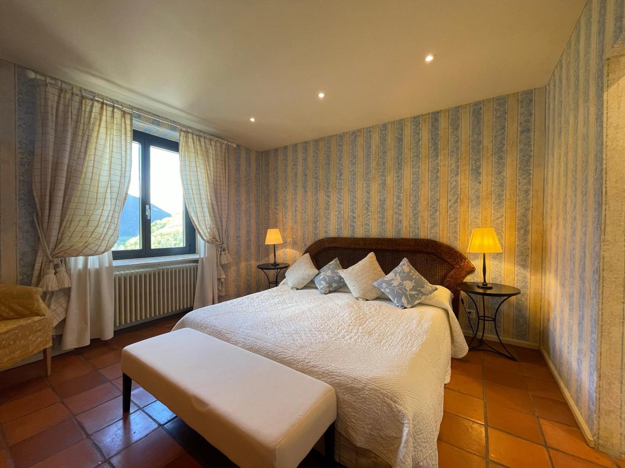 Ristorante Della Stazione Da Yanelo Bed & Breakfast Интраня Екстериор снимка