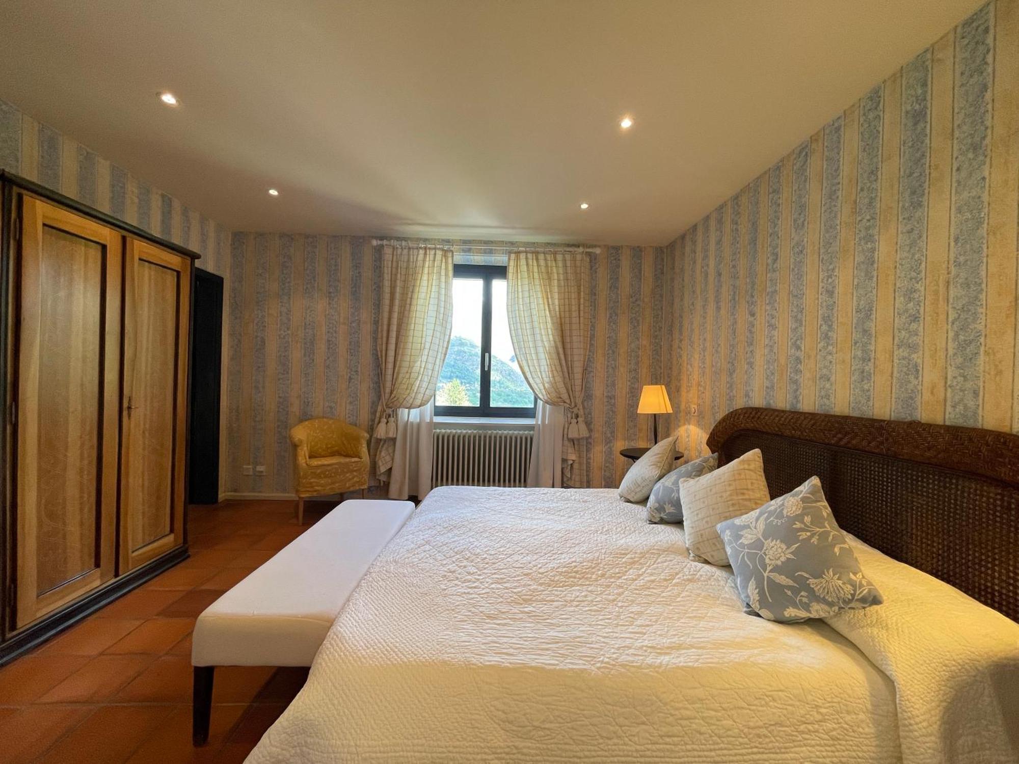 Ristorante Della Stazione Da Yanelo Bed & Breakfast Интраня Екстериор снимка